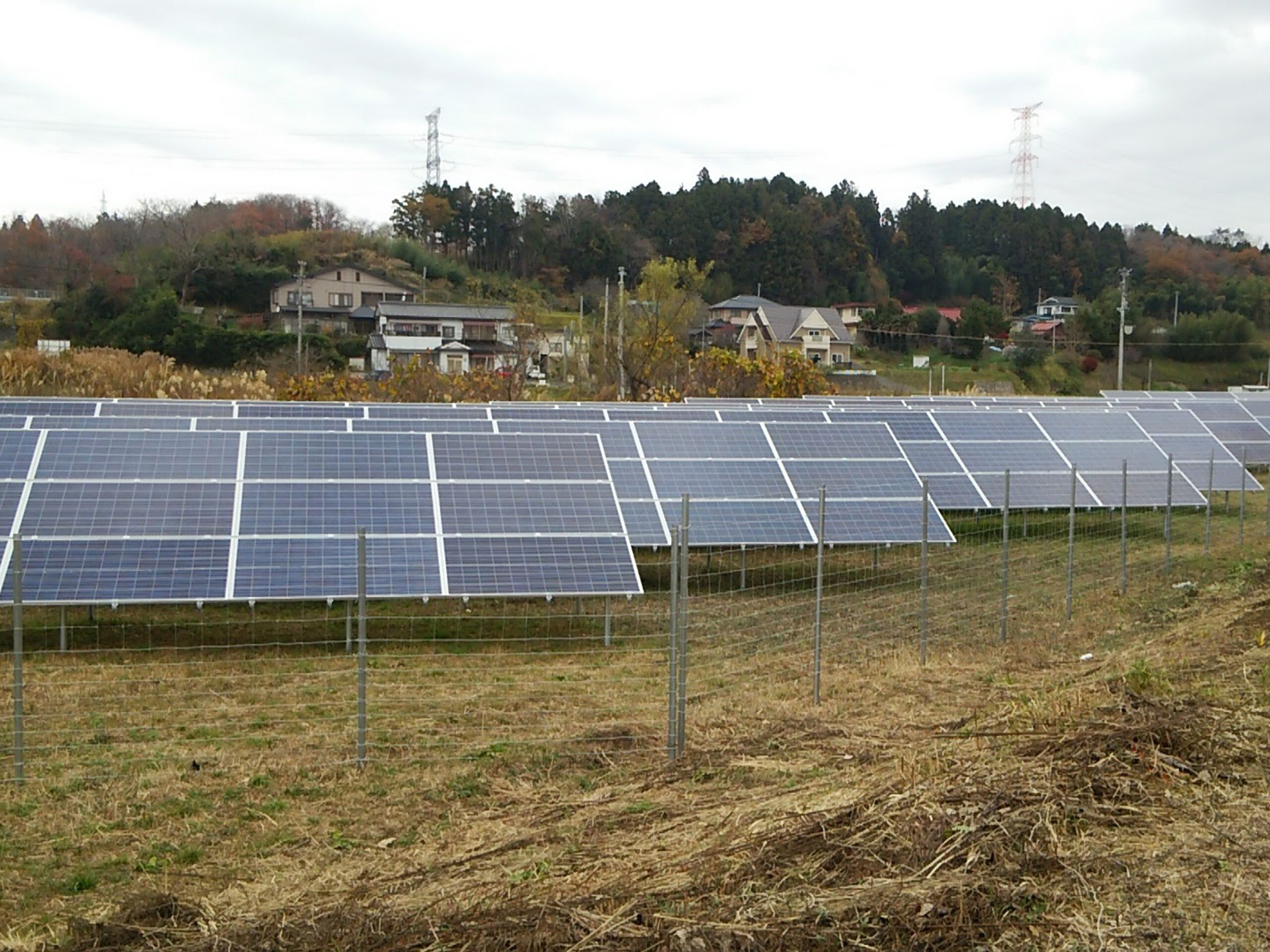 太陽光発電所フェンス設置
